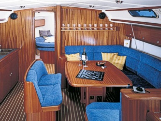 Dieses Bild hat ein leeres Alt-Attribut. Der Dateiname ist Yacht-138-2.jpg