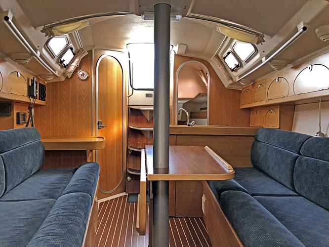 Dieses Bild hat ein leeres Alt-Attribut. Der Dateiname ist Yacht-309-2.jpg